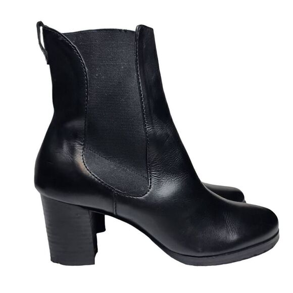 Cole Haan Denise Women's Black Closed Toe Pull On Ankle Heeled Boots Size 10B - Picture 6 of 11